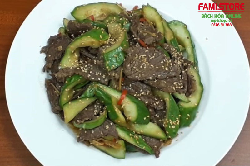 Thịt bò xào dưa leo